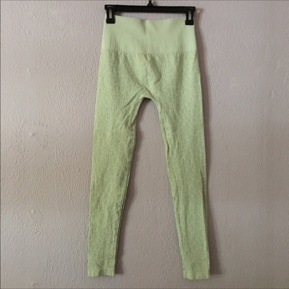 LELE Seamless Green Leopard Workout Leggings - Picture 2 of 3